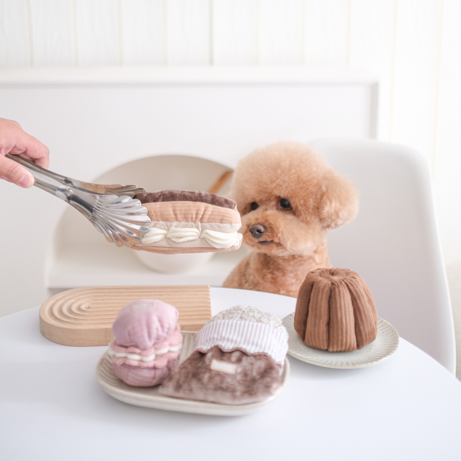 Eclair Dog Toy