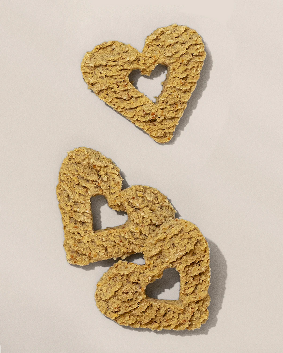 Dashi Shiny Coat and Healthy Heart Dog Treats