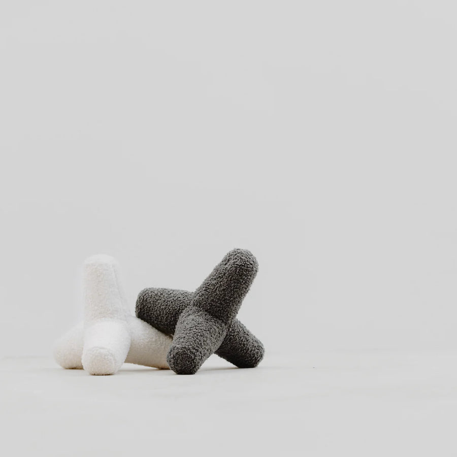 O Breuer Toy - Oversized + Squeaky + Crinkly