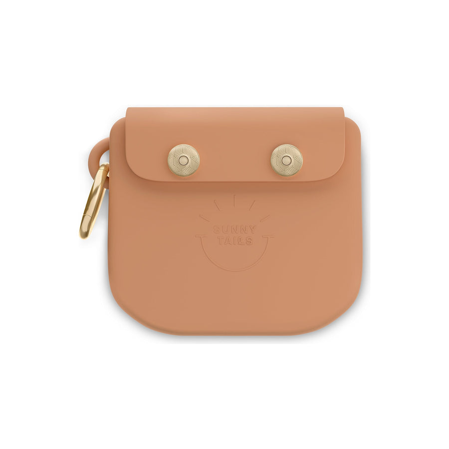 Sunny Tails Snap Dog Treat Pouch in Chai