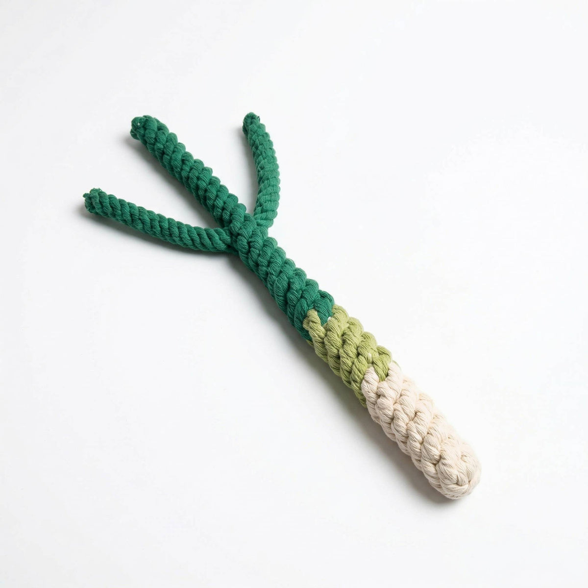 Monli Handmade Green Onion Tug Rope Toy on a white background