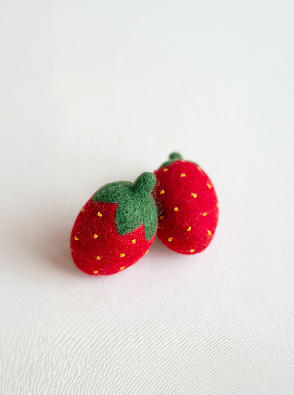 Strawberry Wool Cat Toy Set - Red