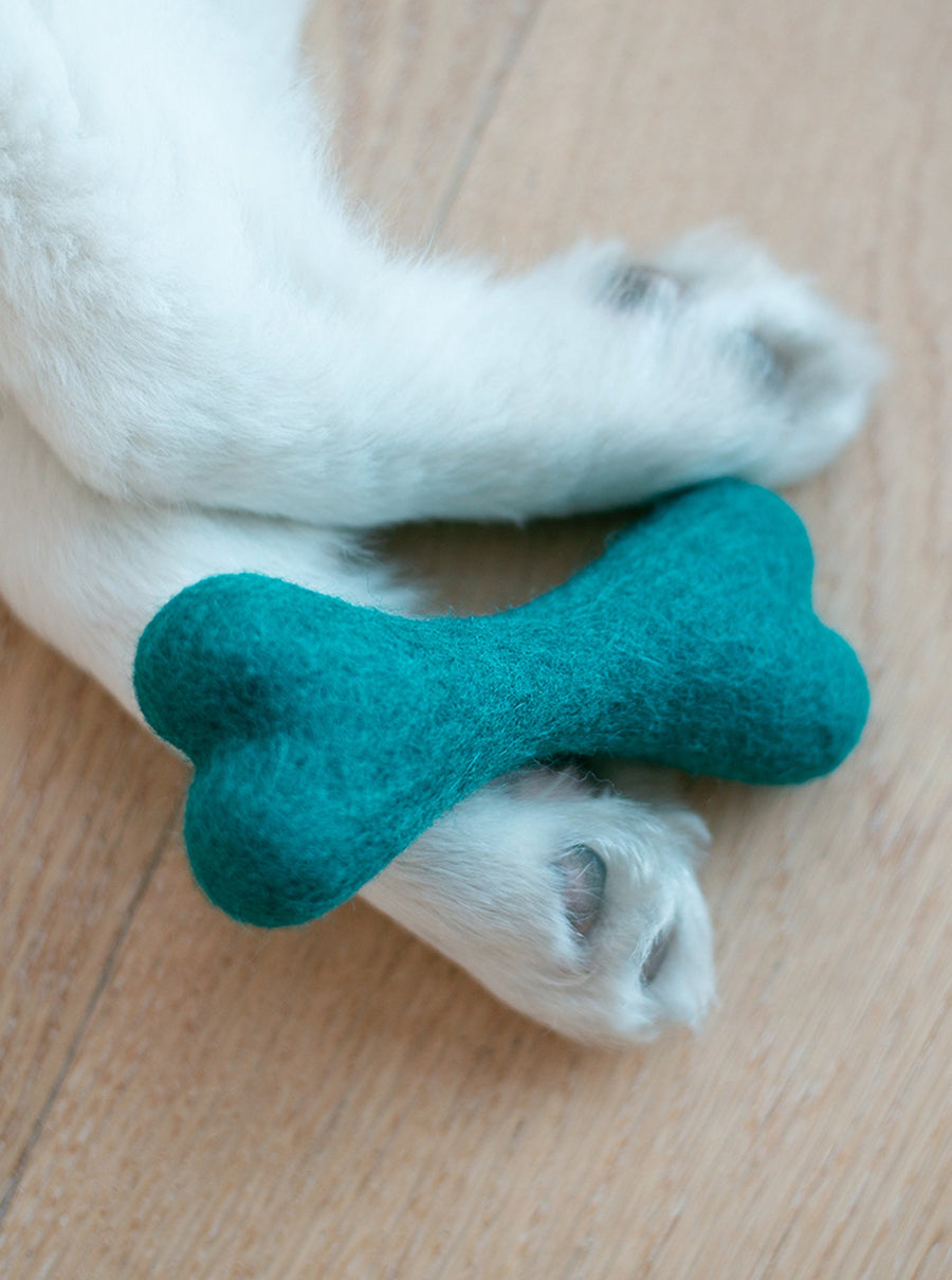 Classic Woolbone Dog Toy - Peacock