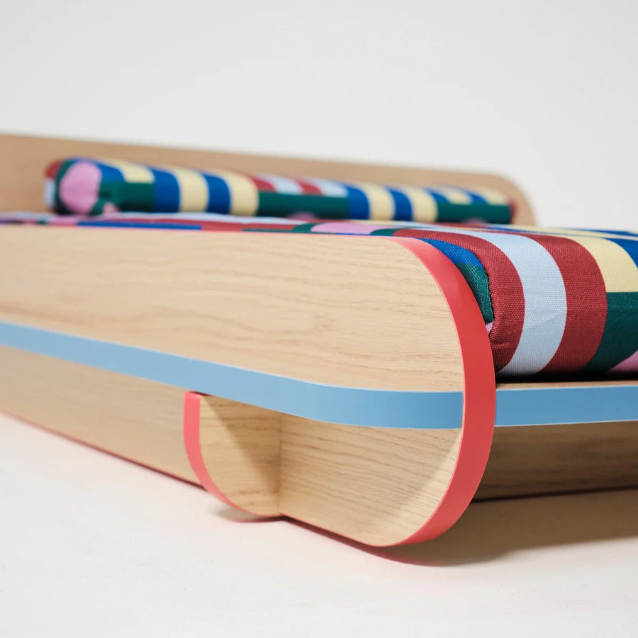 The Leo Bed – Modern Elevated Dog & Cat Bed
